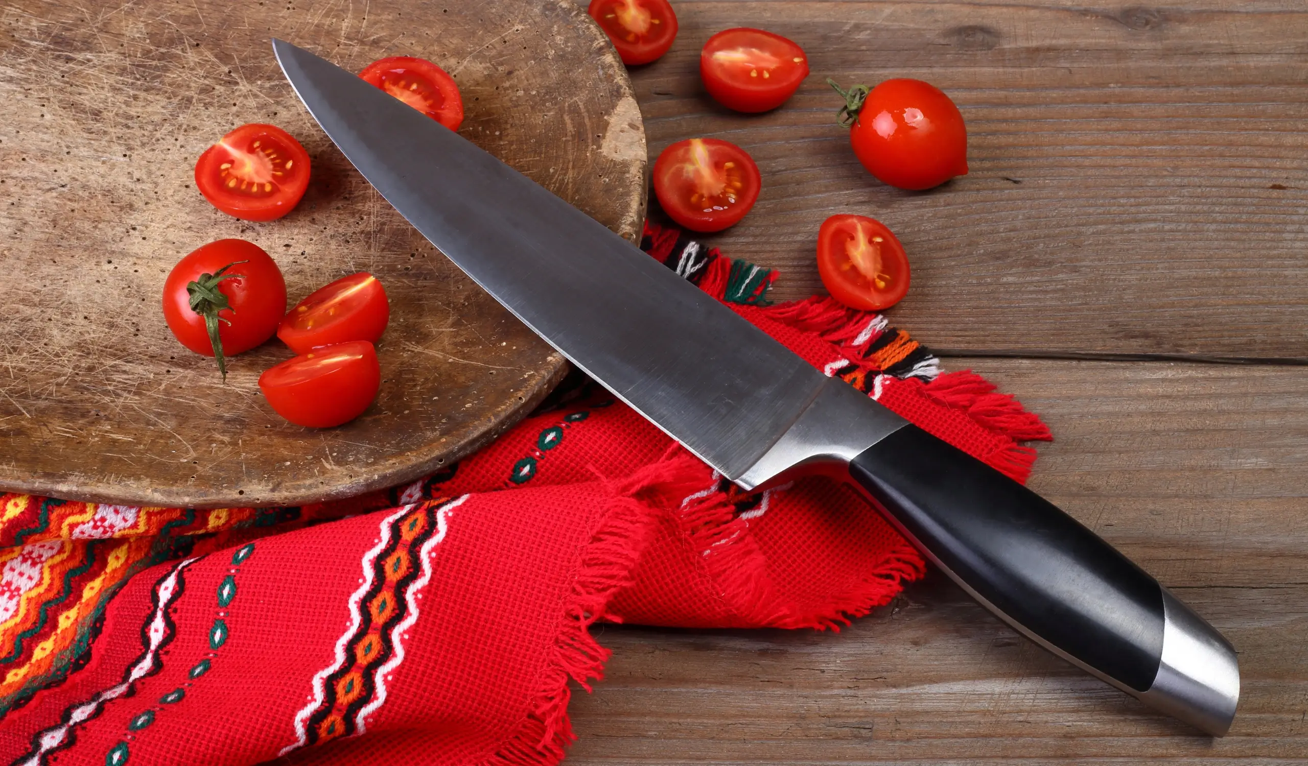 How to Clean and Sanitize Your Knife