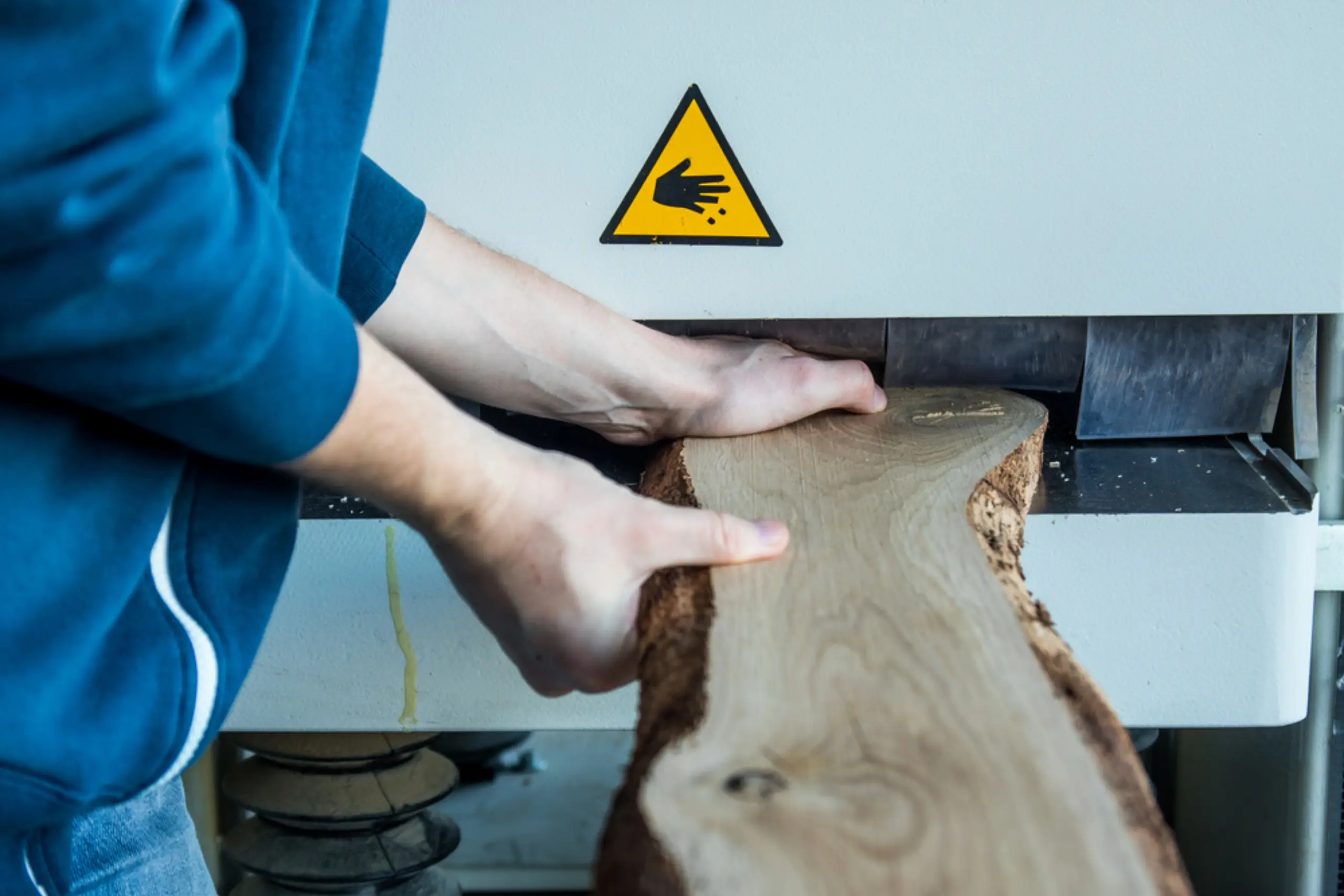 How To Identify Unsafe Behavior In The Workplace